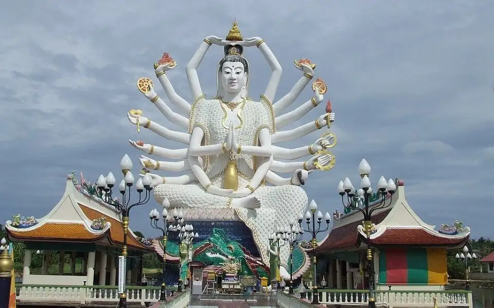 wat plai laem