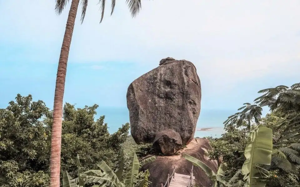overlap stone 1